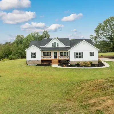 six-mile-sc-151899154